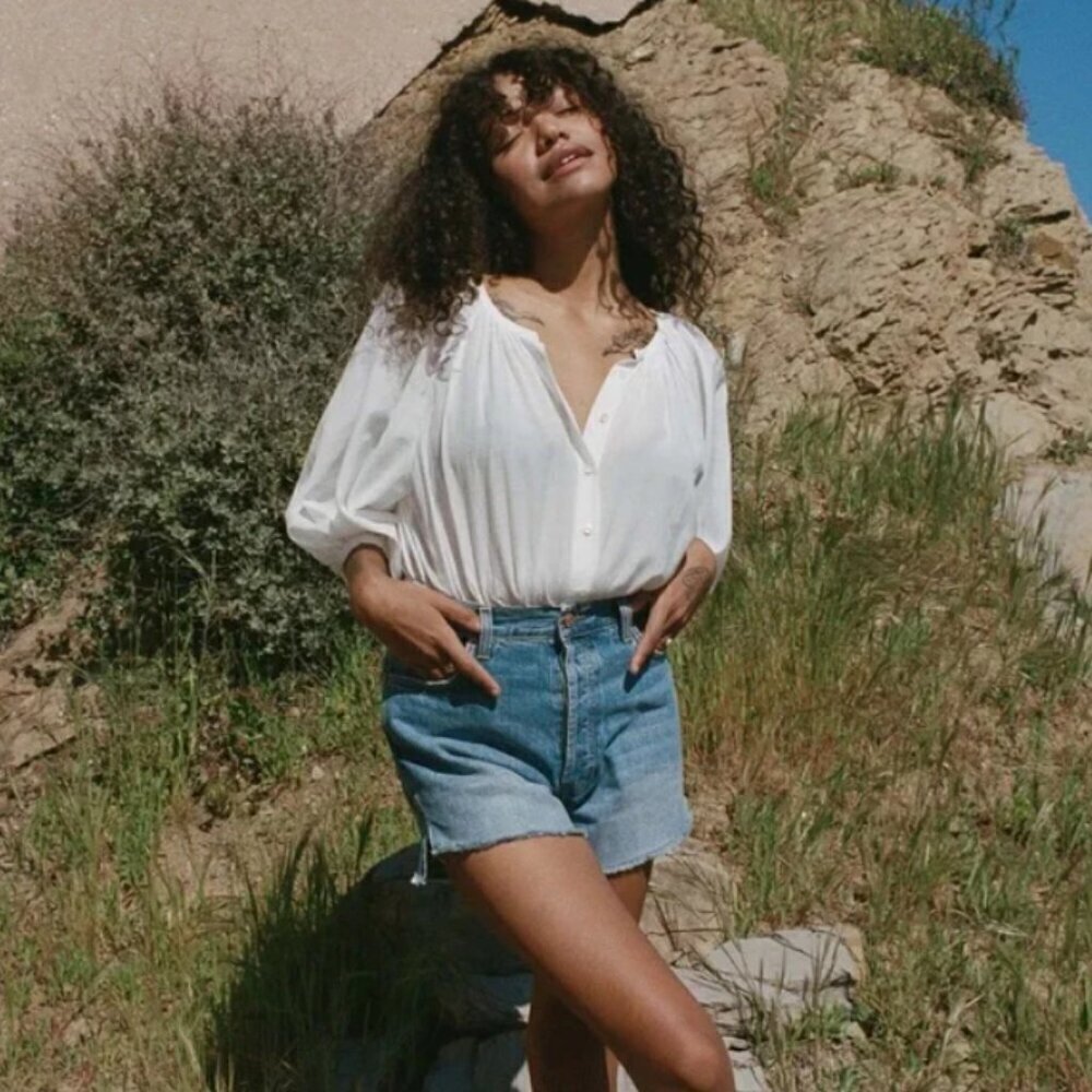 Dôen Enid Shorts in Cadiz Wash size 26